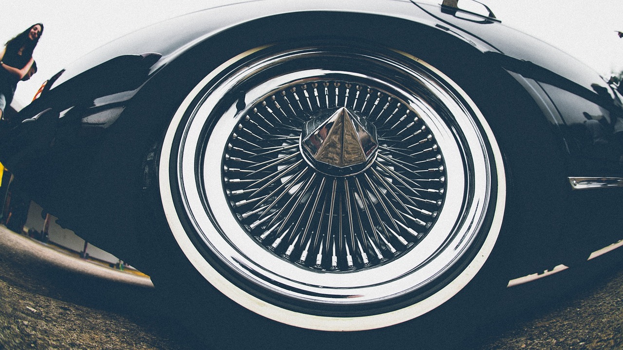 豪華跑車新標桿，標致308CC最新報價揭秘